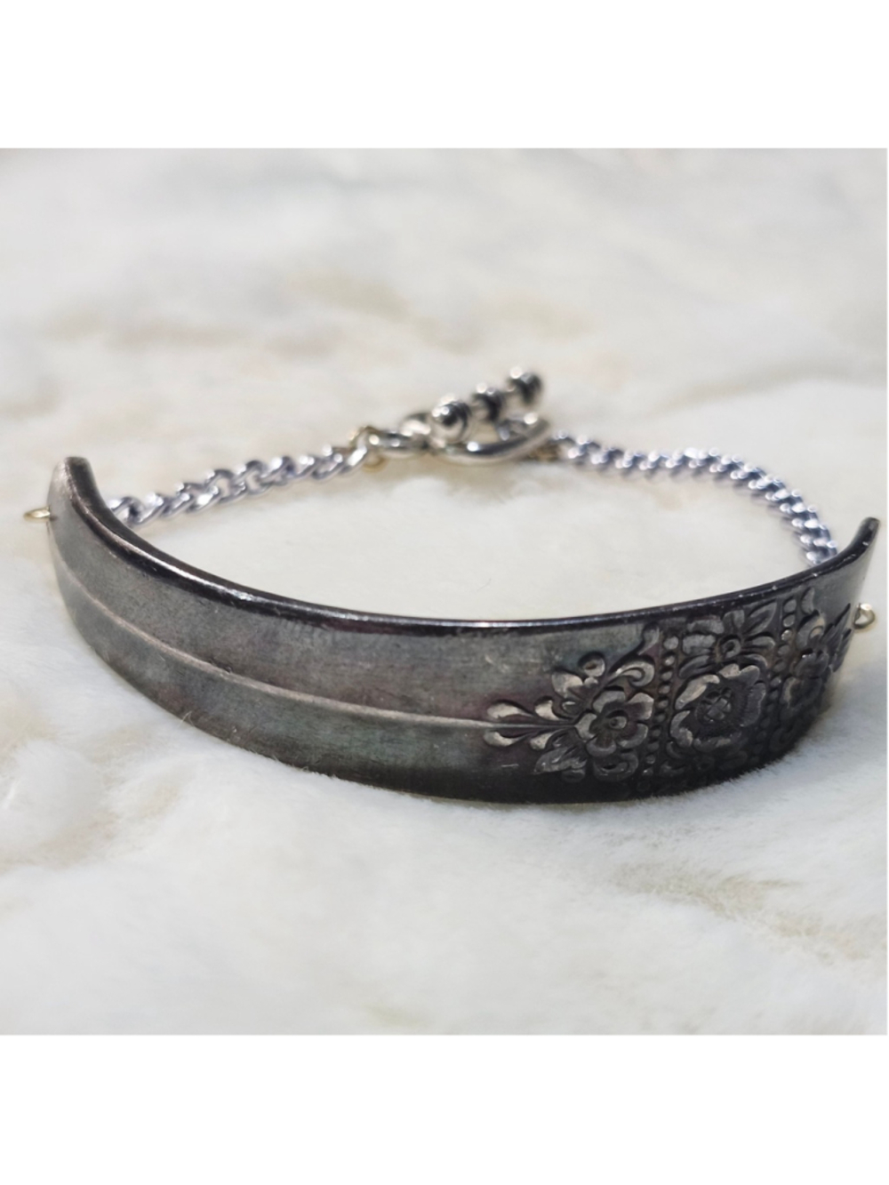 WM Rogers Mountain Rose Silverplate Silverwear Bracelet Jewelry
